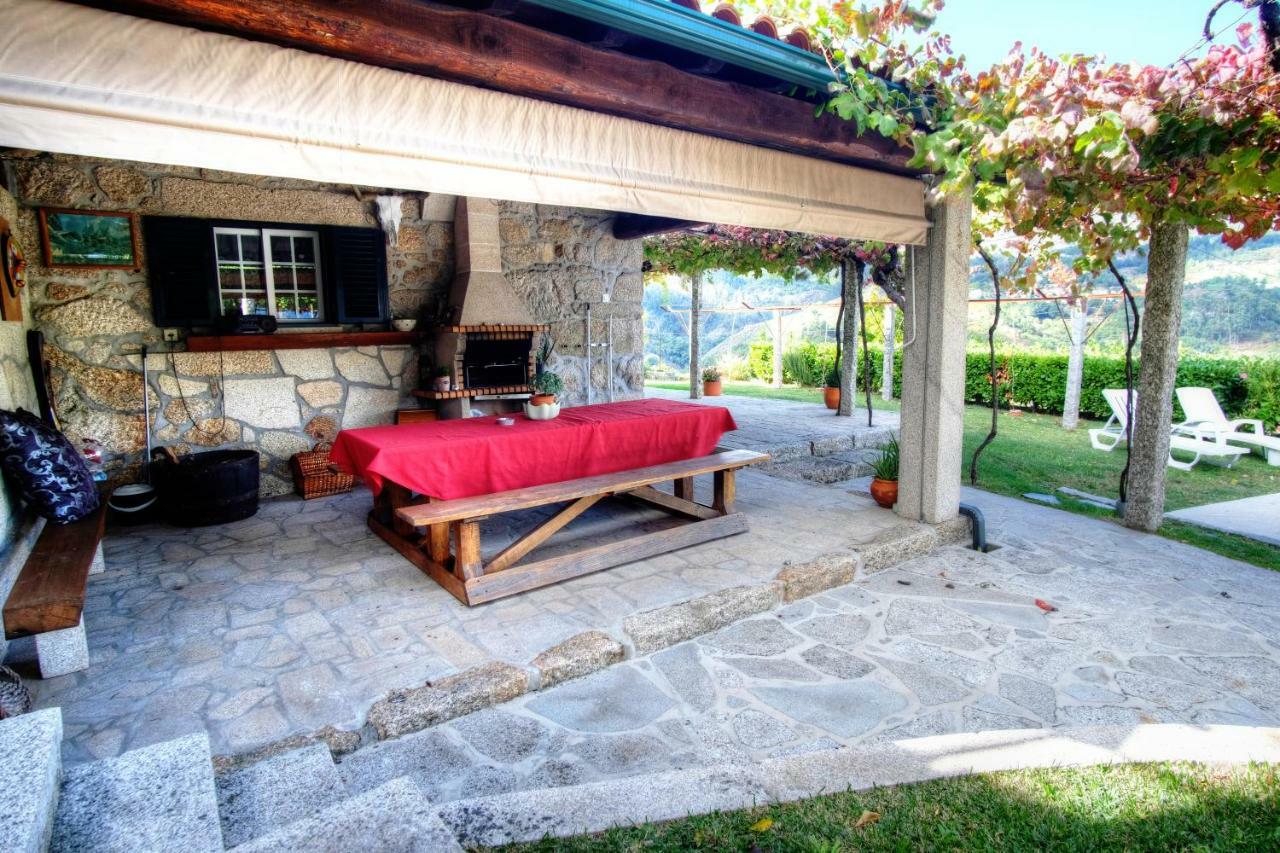 Paradamonte Casa Velhaヴィラ エクステリア 写真